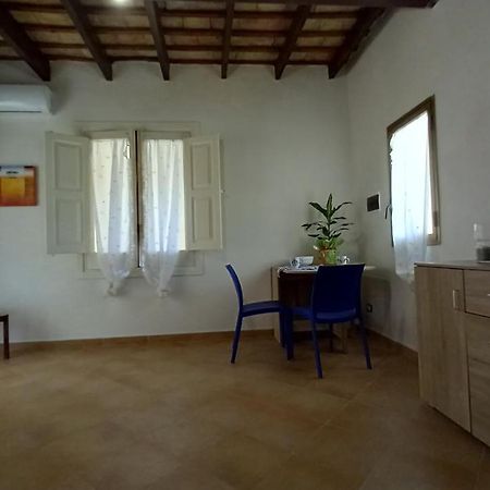 Oltre: Monolocale Con Terrazzo Privato Al Piano Apartment Trapani Exterior photo